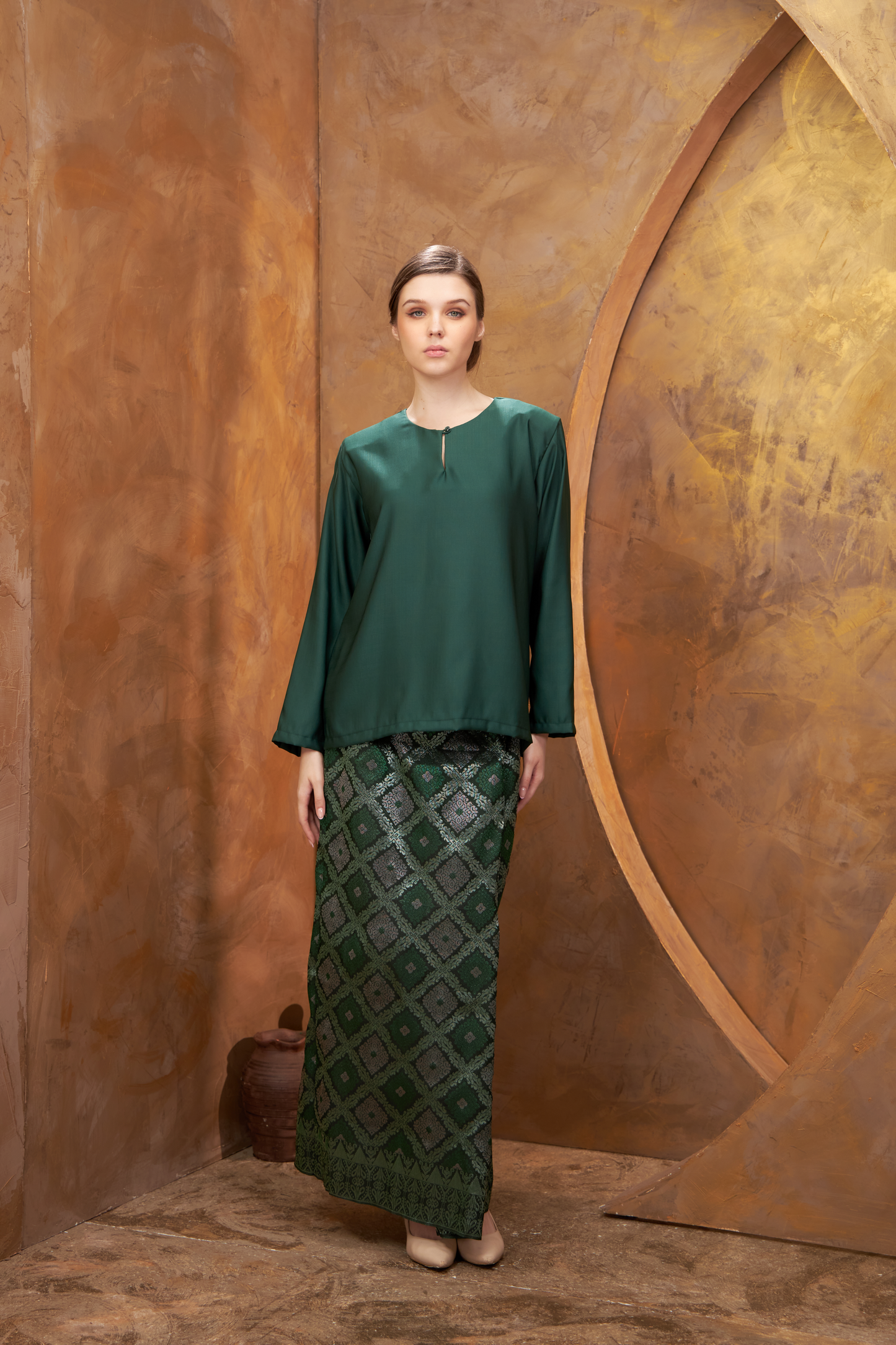 Embun Kurung Kedah- Emerald green