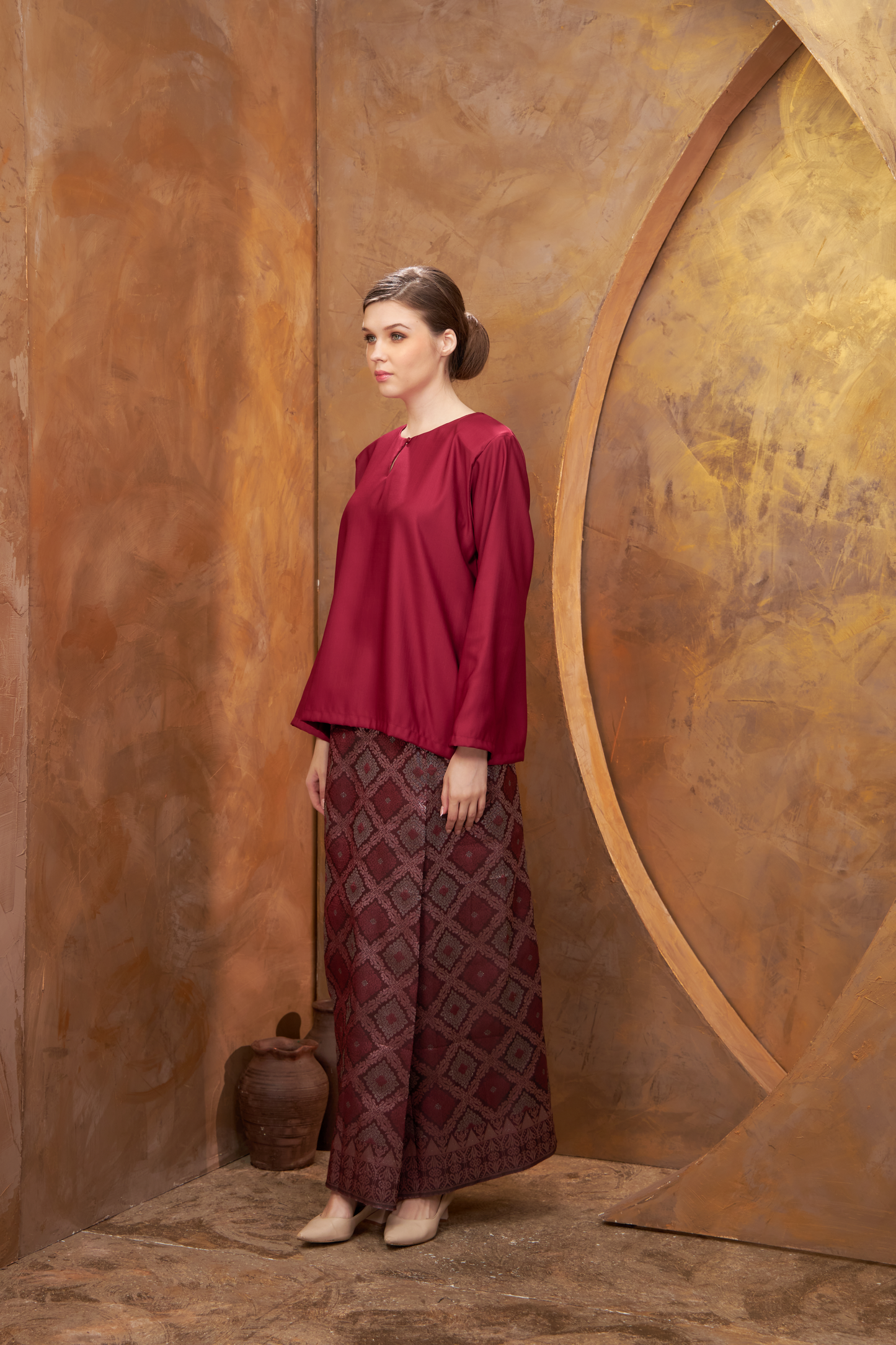 Embun Kurung Kedah-Maroon